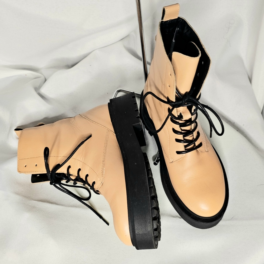 "Who What Wear" Tan and Black Combat Boots